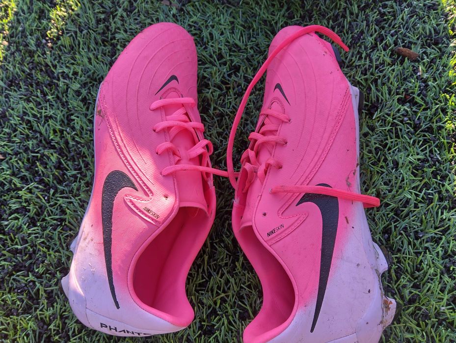 Бутонки Phantom gx 2  за истинска трева