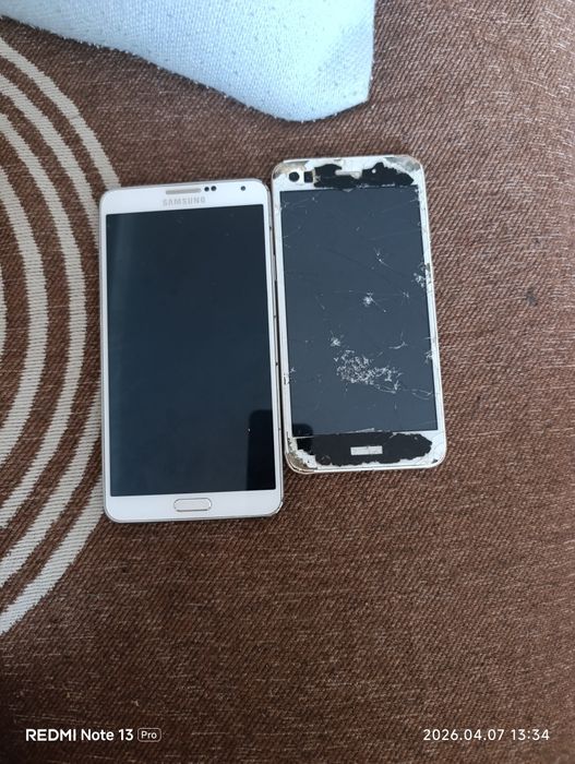 Продаются два телефона