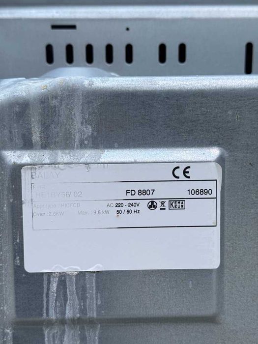 Cuptor industrial Balay FD 8807 - Utilizat, verificare necesară înaint
