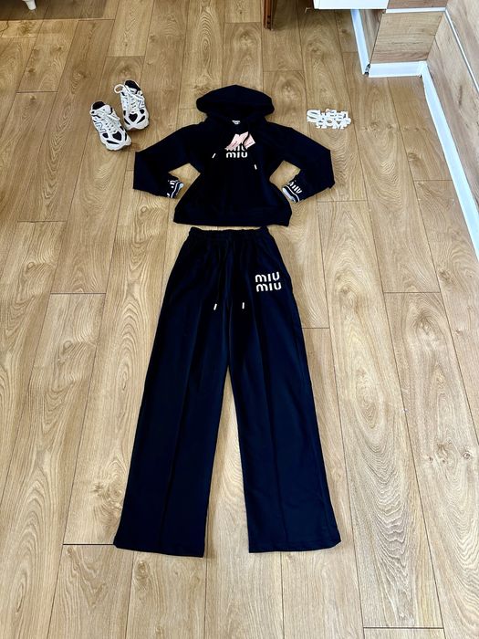 Разкошен ежедневен суперудобен сет M M