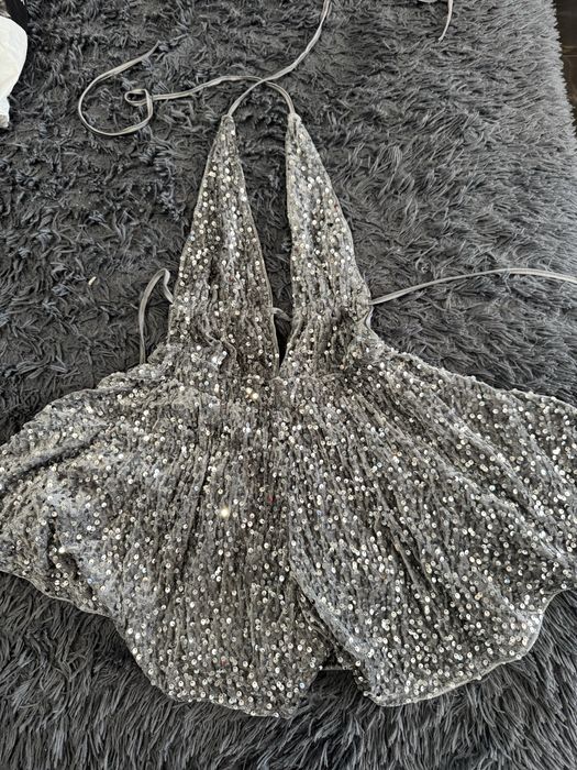 Дамски гащеризон с гол гръб