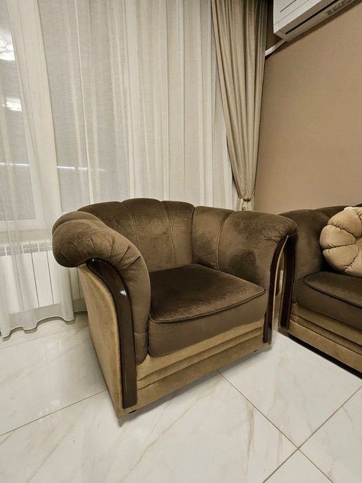 Холна гарнитура , тройка със кресло