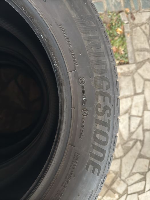 Bridgestone 235/55/18