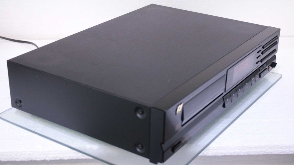 Cd player Sansui CDX-311II.