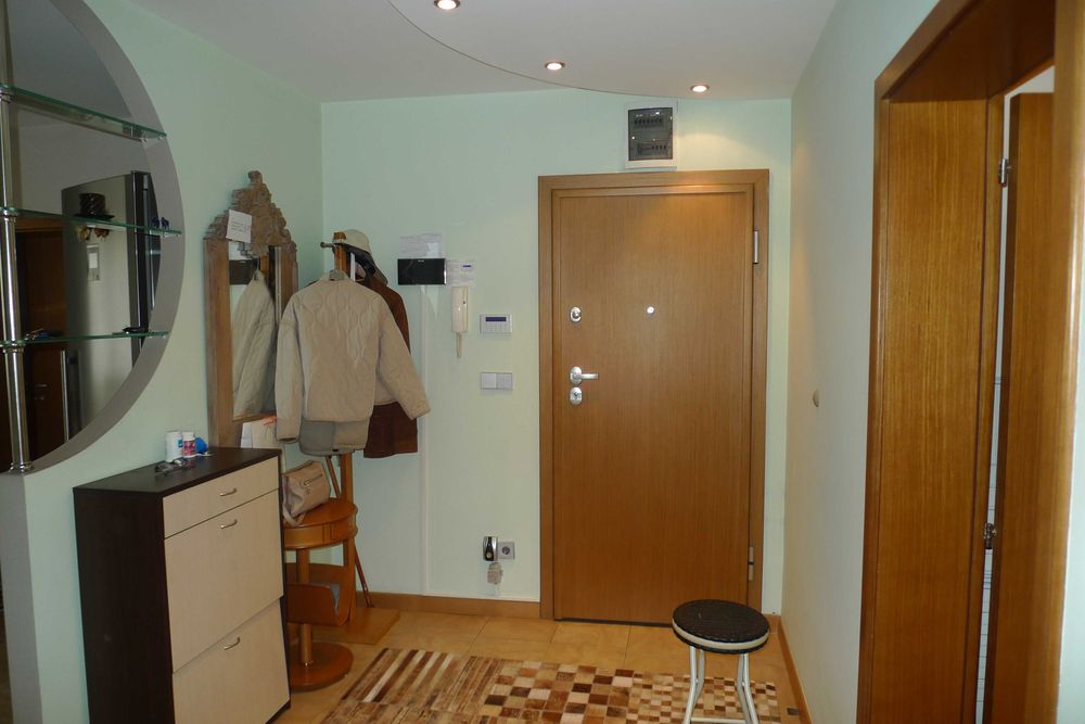 Медицинска академия тристаен, обзаведен, с асансьор