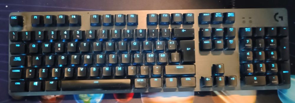 Tastatură mecanică Logitech G512 Carbon – switch-uri Brown – layout it