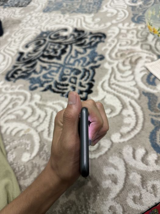 İphone 11  sotiladi