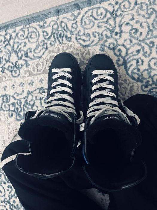 продам коньки размер 41