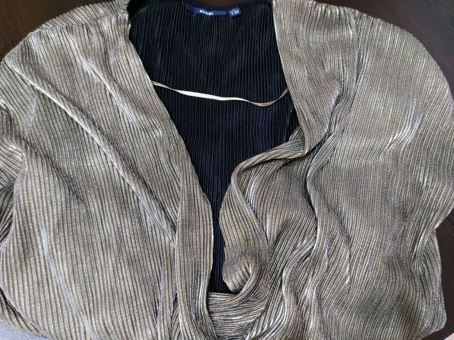 Топове на различни марки.