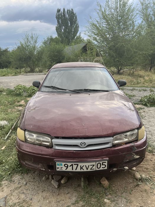 Продам машину мазда кронс