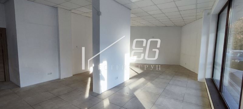 Магазин в Варна-ХЕИ площ 85 цена 1350