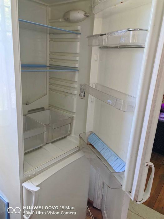 продам холодильник Индезит 180*60