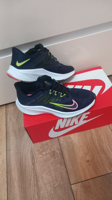 NIKE QUEST оригинални