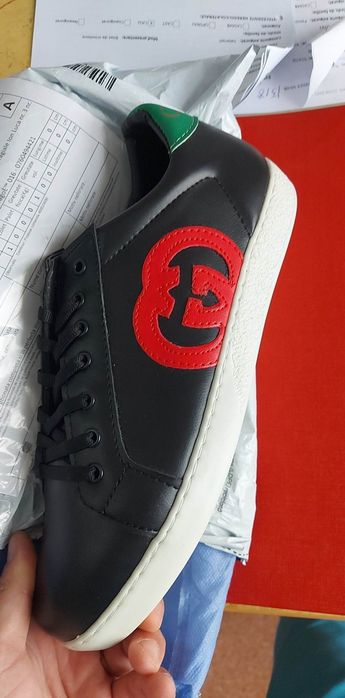 Adidasi gucci bărbat