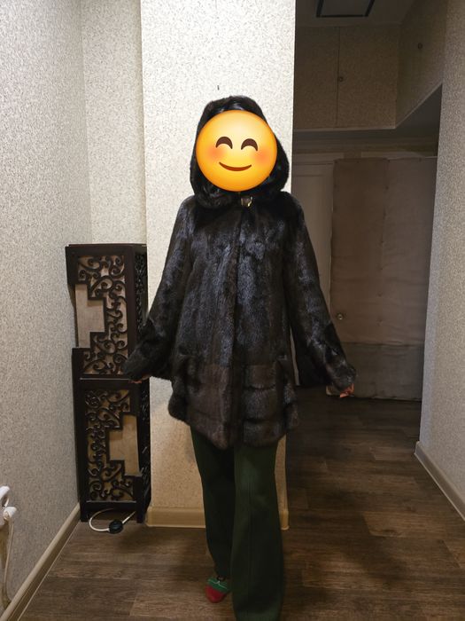 Продаю шубу норкрвую
