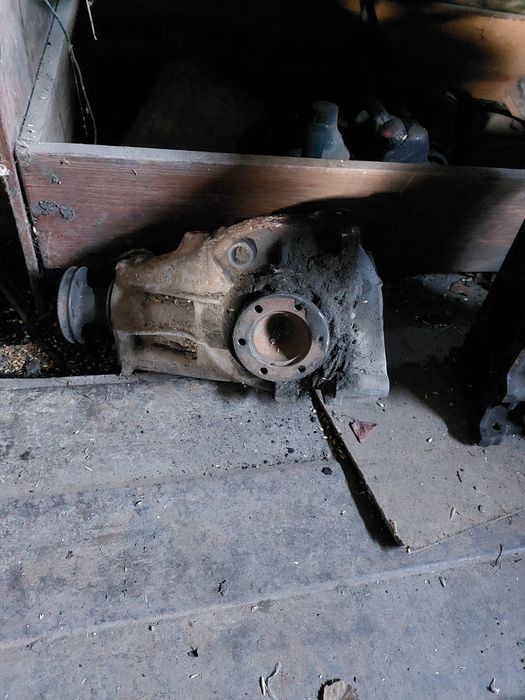 Продам мотор и редуктор на бмв м20