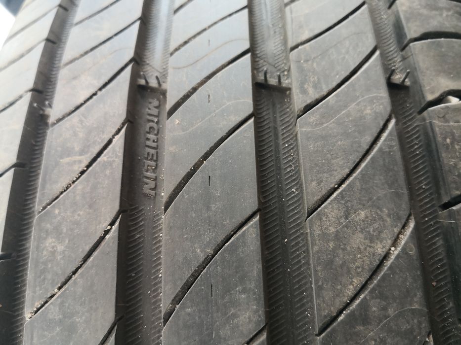 205 55 19 цола гуми като нови дот 25 Michelin