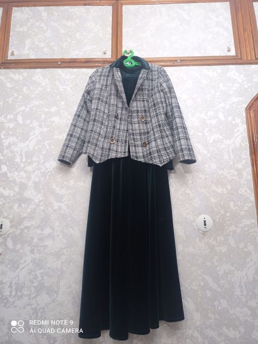 Kostyum villur koylagi bilan