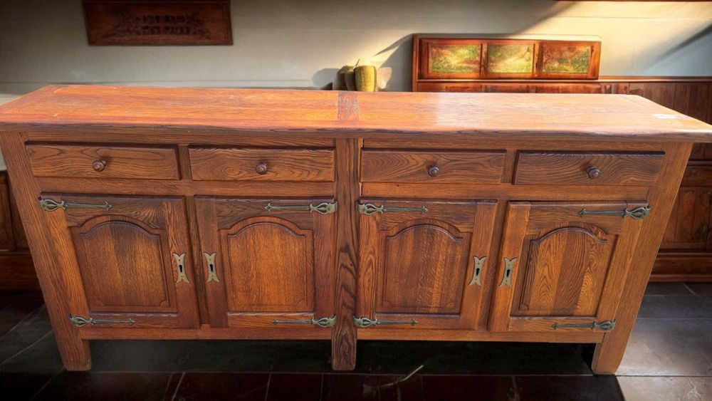 Дъбови контрабюфети и шкафове- внос от Нидерландия