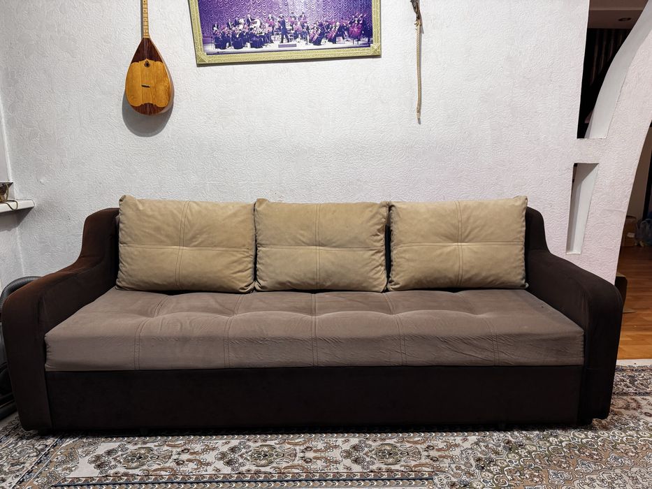 Диван б/у состояние хорошее