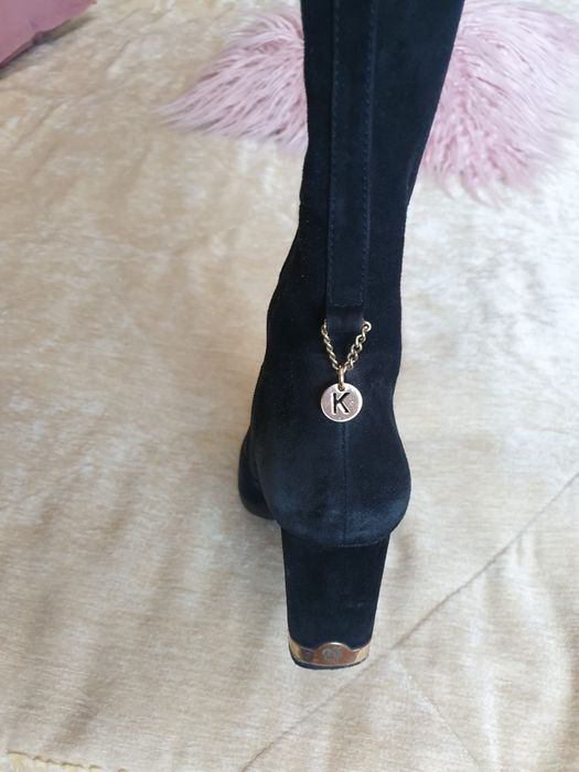 Продаю сапоги 2 пары 35 размер