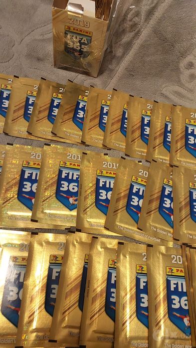 Наклейки FIFA 2019 Panini Greece Edition