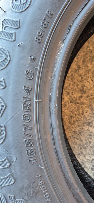 4 anvelope iarna ca noi Firestone 165/70/14C.Pretul este pe bucata.