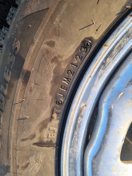 Шины с дисками  (колёса в сборе)