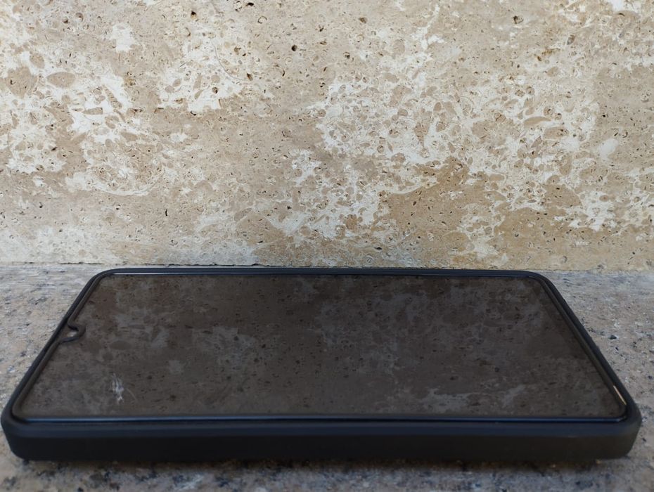 Samsung   А32 хорошо телефон