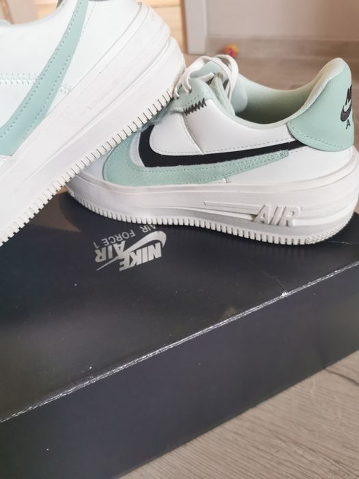 Маратонки найк/nike
