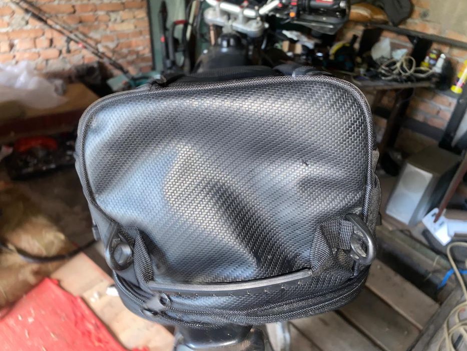 Продам сумку для мотоцикла