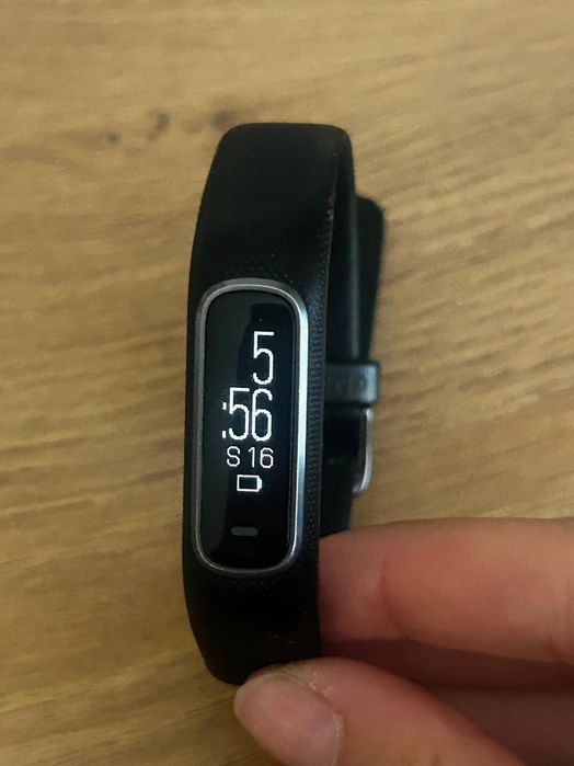Garmin vivosmart 4