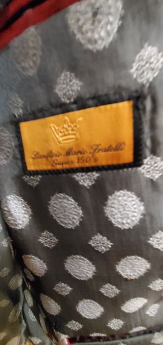 Продам деловой костюм