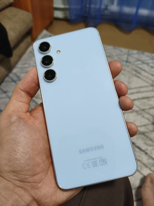 Samsung Galaxy S24 FE 8/128 (Light blue)