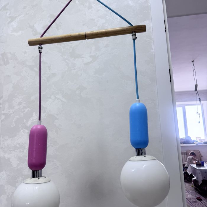 Люстра в хорошем состоянии