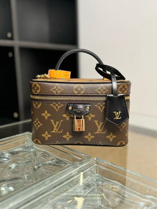 Сумка Louis Vuitton Vanity