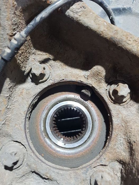 Fuzeta dreapta spate BMW X1 E84 2.0 Diesel 2009 - 2012 Manuala 6 Trepte N47 D20C (748) ...