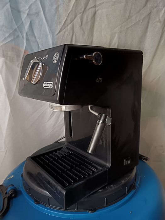 Expresor cafea DeLonghi