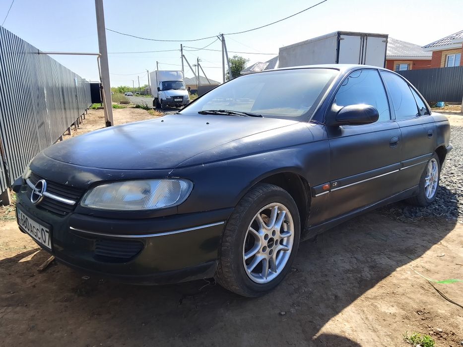 Opel omega  2,л16кл
