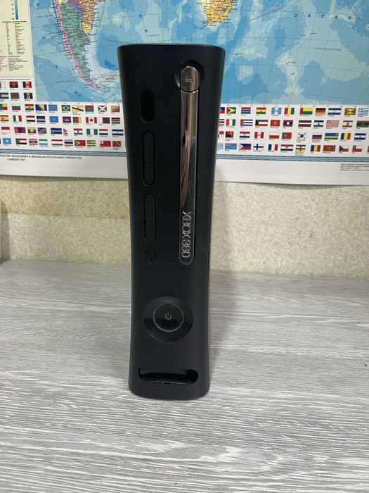Продаю Xbox 360