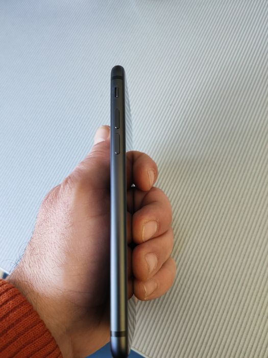 IPhone 8,64GB,100% батерия,OS 16.7.15