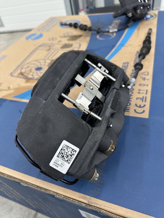 Спирачени апарати от Porsche Macan Brembo 345x30 мм