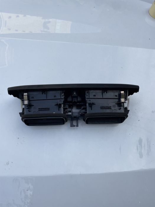 Grila BMW Seria1 F20 F21 F22 F23