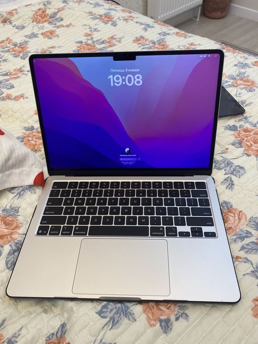 Macbook M4 Apple