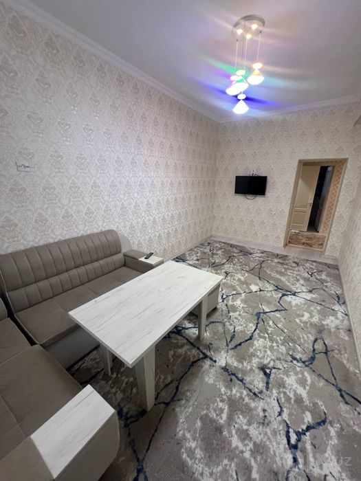 Дехкон бозор янда 2 хонали ЛЮКС квартира ИЖАРАГА