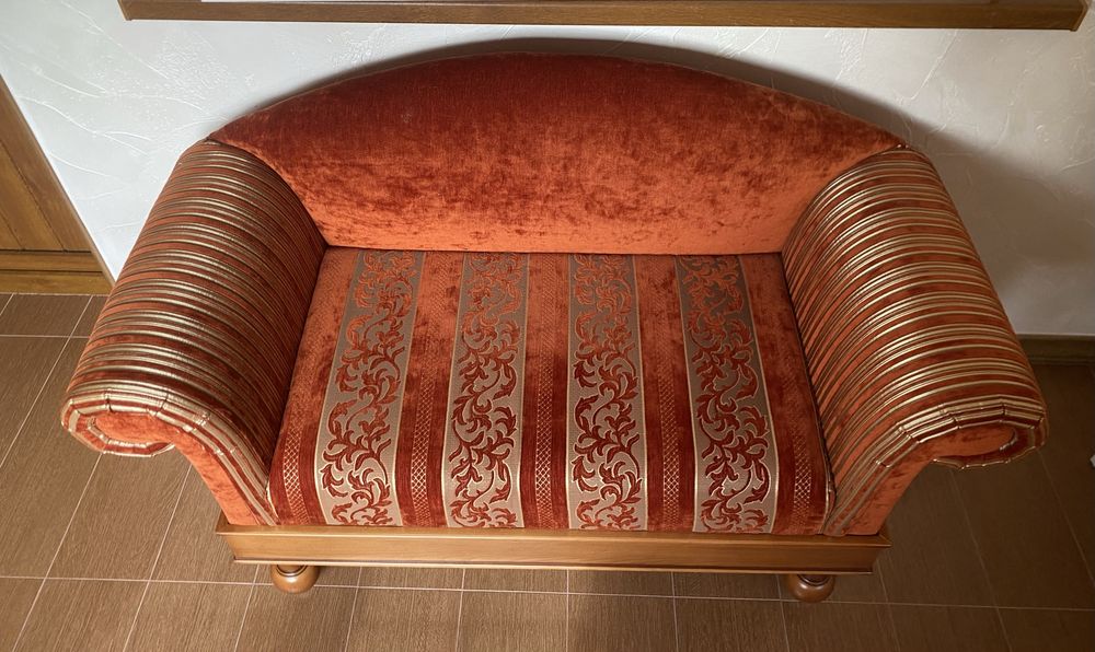 Мини-Диван в винтажном стиле