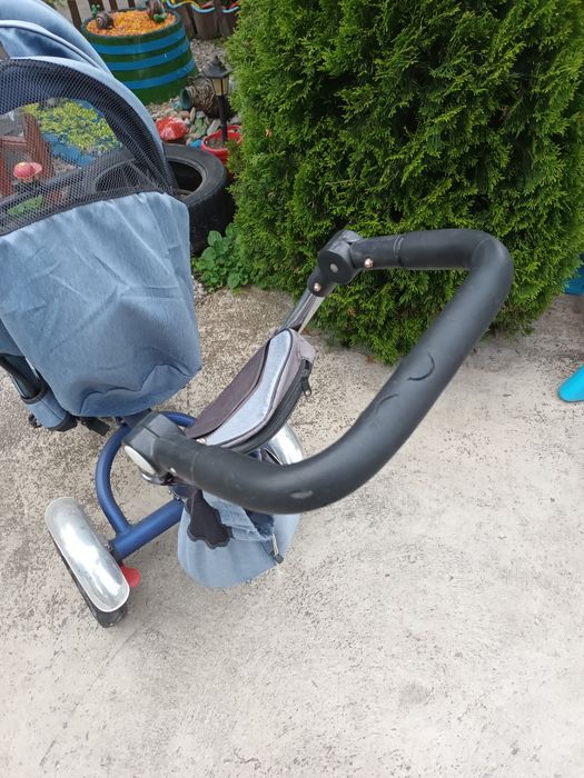 Продавам детска триколка