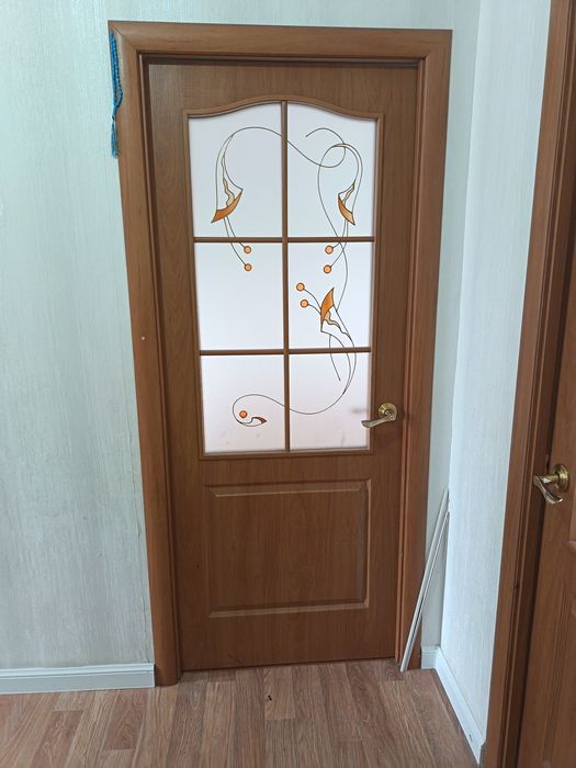 Продам межкомнатные  двери