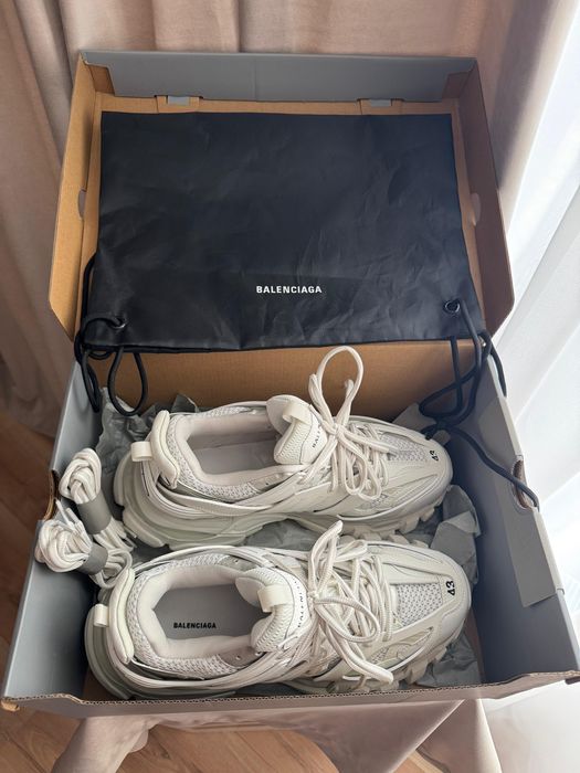 balenciaga track off white