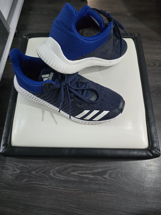 Adidas dama running